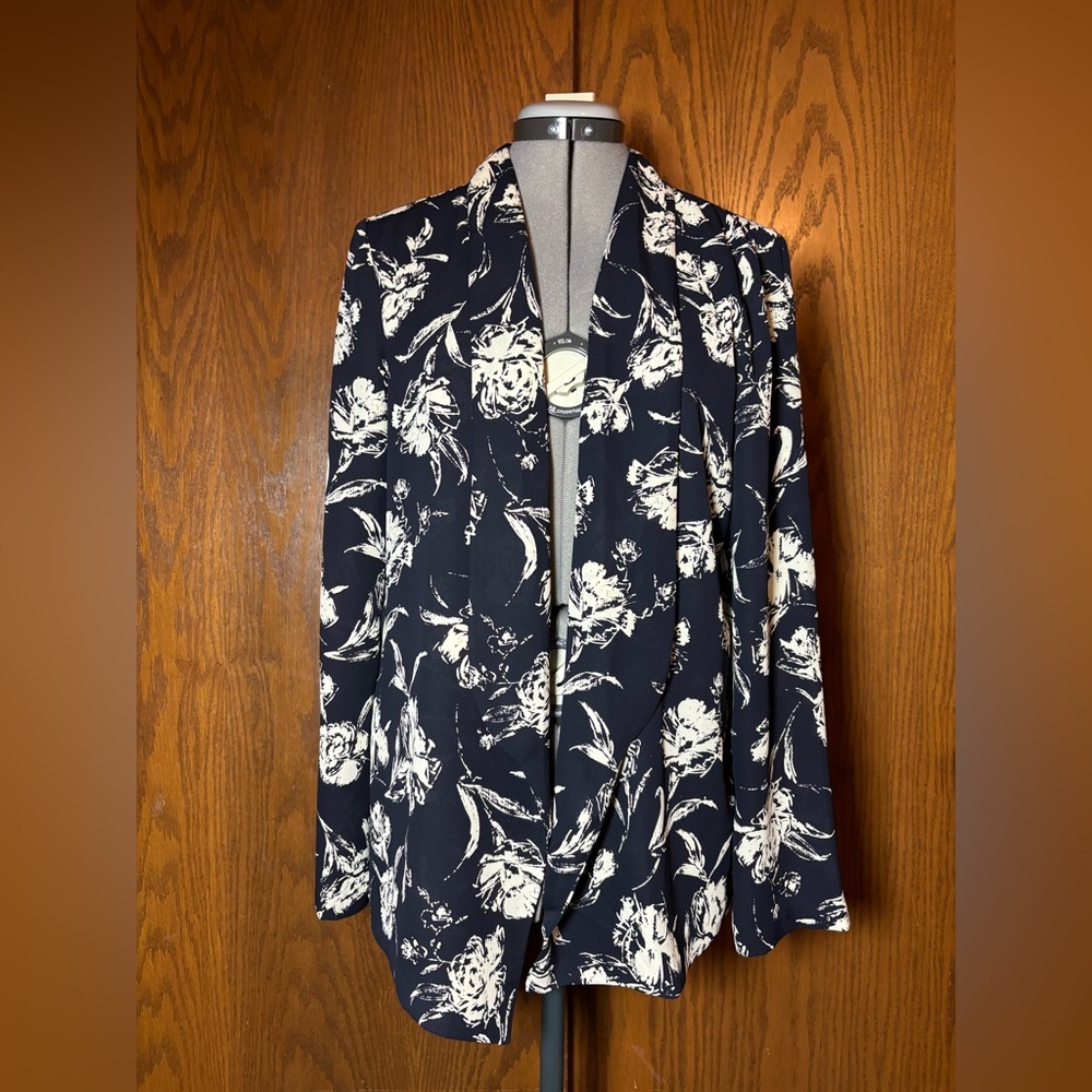 Lush Black and Cream Floral Blazer - large